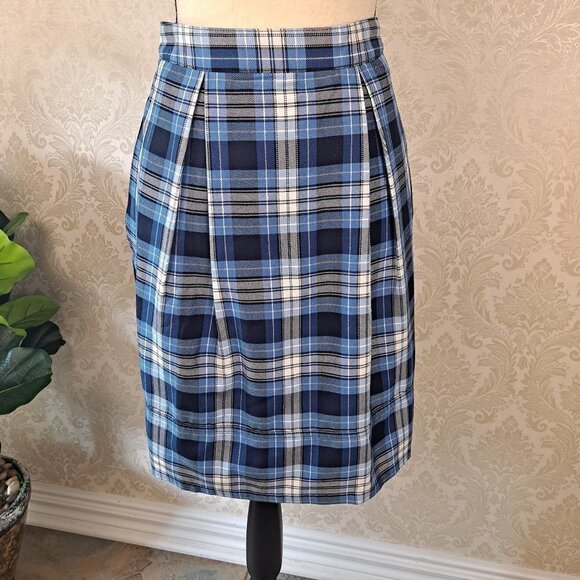 Lands' End Size 6 Three Tone Blue White Plaid Skort Back Zipper Pockets EUC - Picture 1 of 14